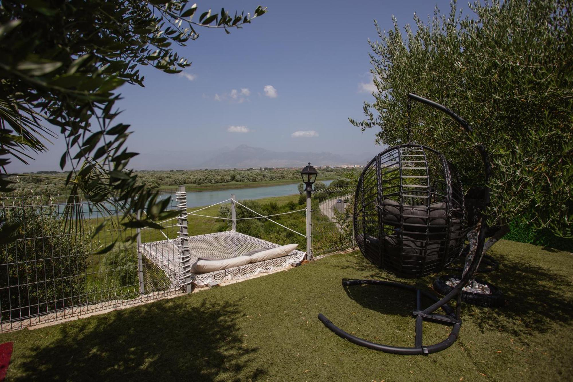 Вилла 446 Tiny House Shiroke Экстерьер фото