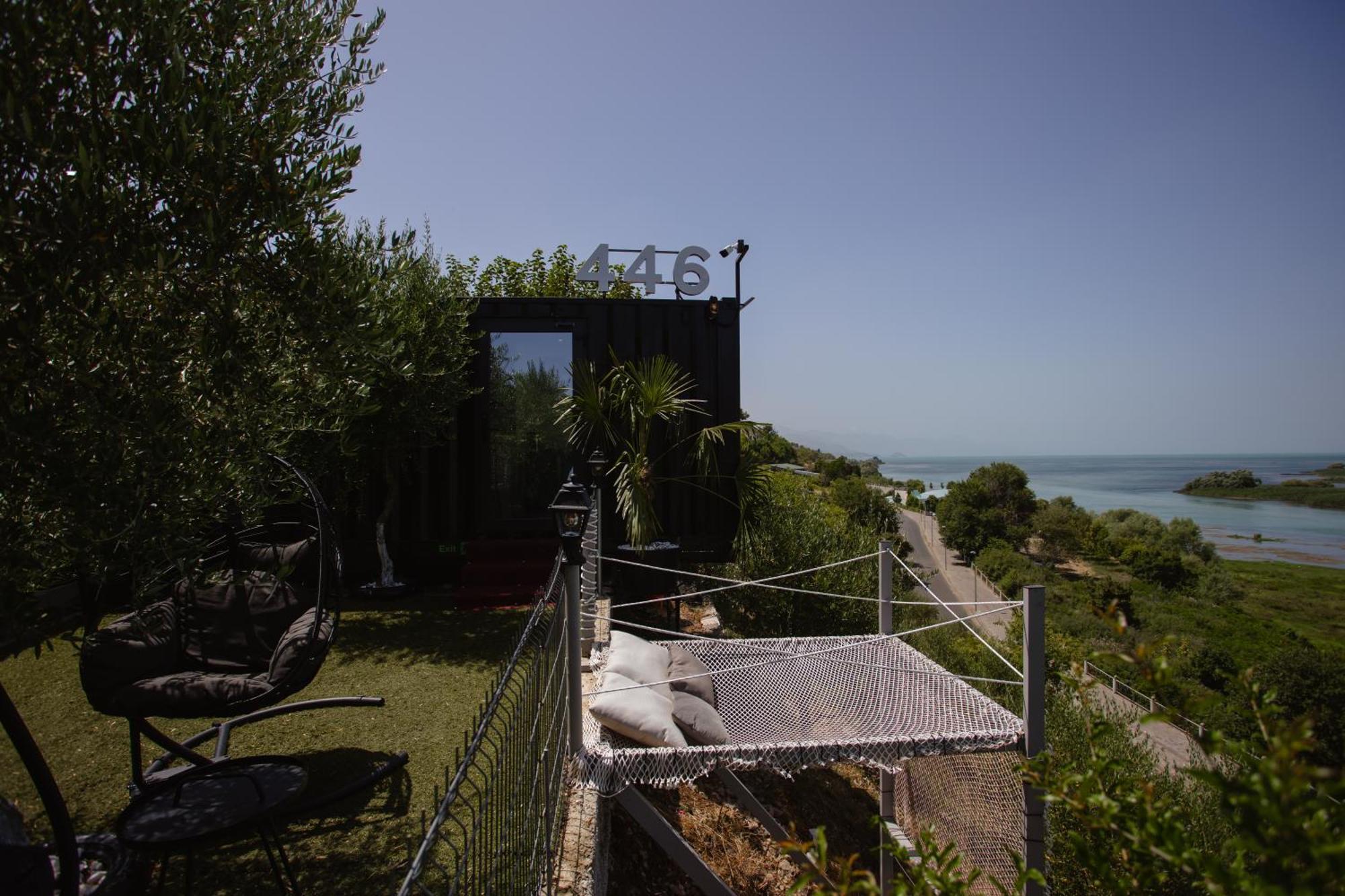 Вилла 446 Tiny House Shiroke Экстерьер фото