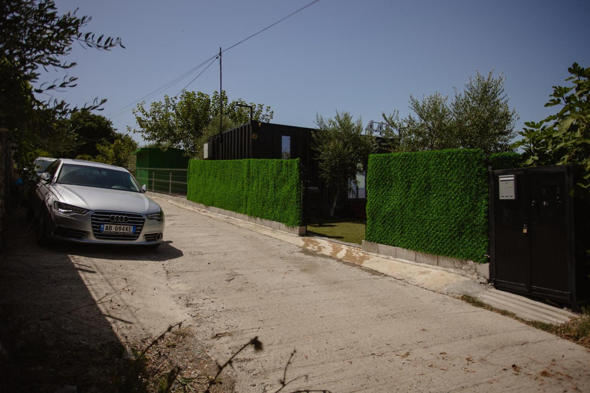 Вилла 446 Tiny House Shiroke Экстерьер фото