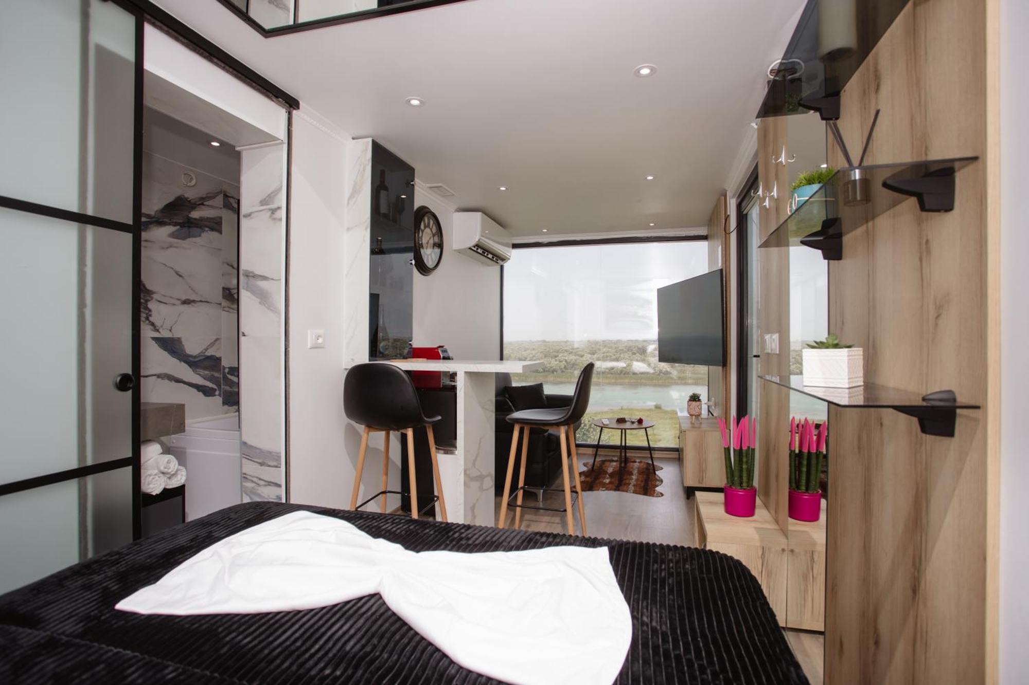Вилла 446 Tiny House Shiroke Экстерьер фото